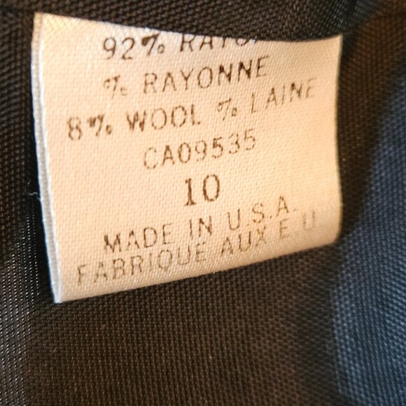 TAHARI DOUBLE BREASTED COAT DRESS - Picture 6 of 8